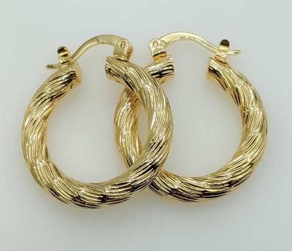 Plated 17mm Hoop Earring